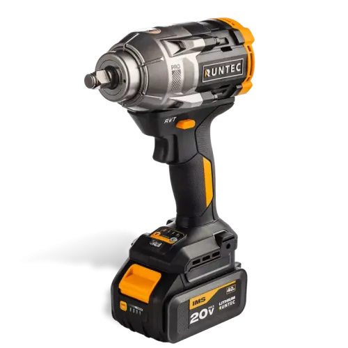 Аккумуляторный гайковерт ударный RUNTEC PRO RT-IW1100, 20 В, 2х4 Ач, 1100 Нм