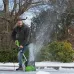 Аккумуляторный снегоуборщик GREENWORKS GD40SSK2, 40V, 30 см, бесщеточный, с 1хАКБ 2 А.ч и ЗУ, снеголопата (2600807UAgw)